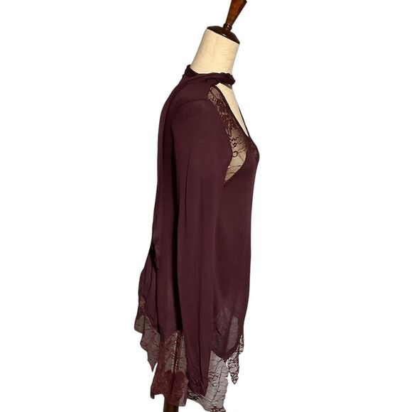 Xhilaration Burgundy Lace Detail Blouse - Picture 7 of 13